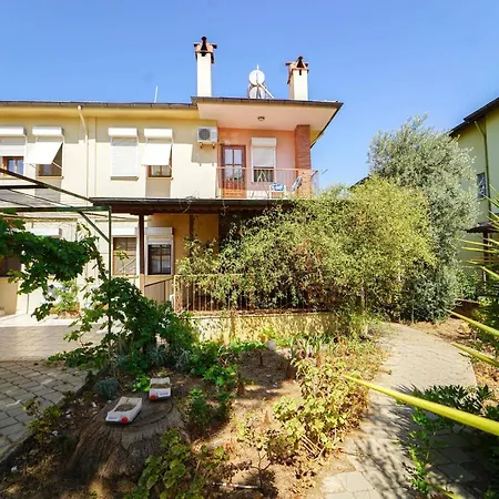 Lovely Villa Surrounded By Nature In Fethiye 费特希耶